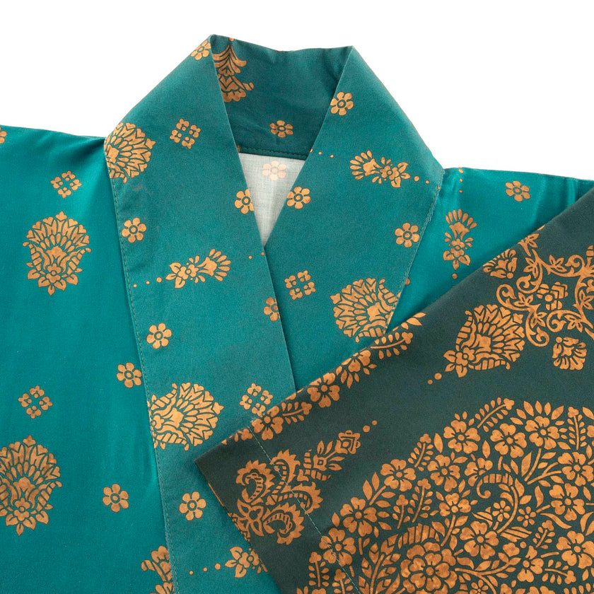 Kimono Gold Decor